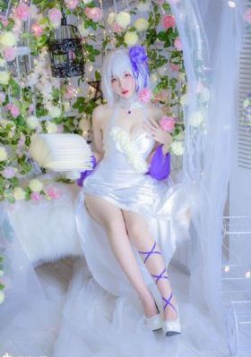 欧美潮流西装头像_4K影视在线观看